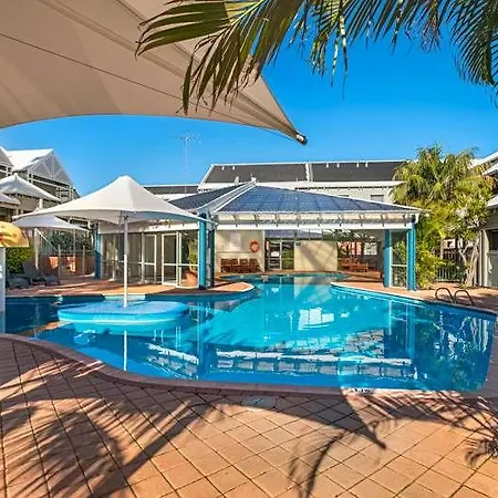 Broadwater Resort Como 